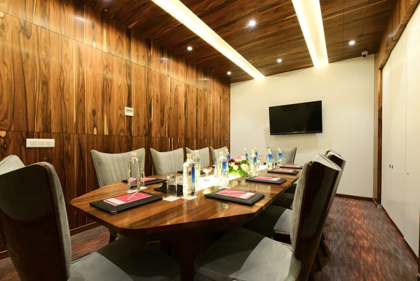 Let's Talk - Meeting Room