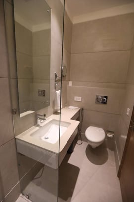 Premium Room Bathroom