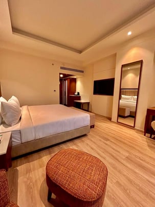 Superior Room King Bed