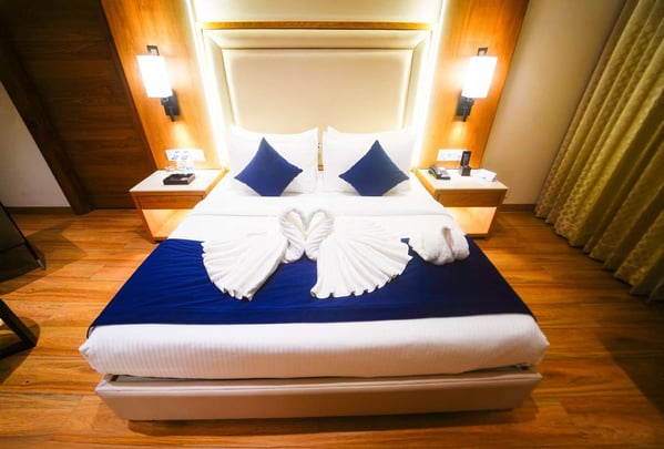 Deluxe Room King Bed