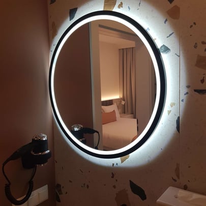 Studio room with kitchenette