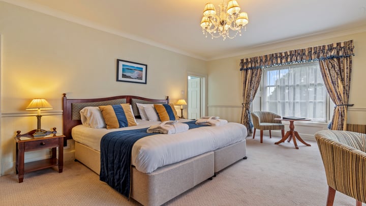 lamphey-court-hotel-bedrooms-20-83424.jpg