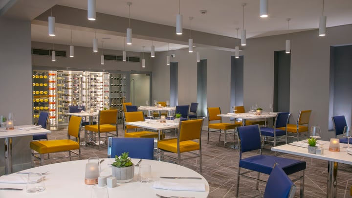 heronston-hotel-dining-70-83481.jpg