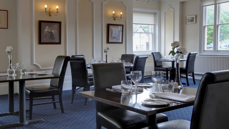 claydon-country-house-hotel-dining-31-83676.jpg