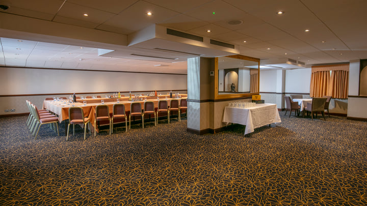 heath-court-hotel-meeting-space-01-83705.jpg