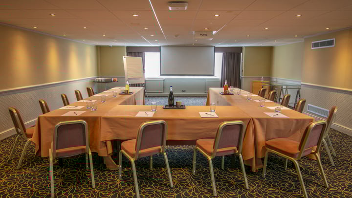 heath-court-hotel-meeting-space-03-83705.jpg