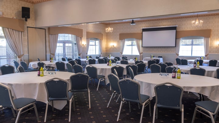 kenwick-park-hotel-meeting-space-03-83858.jpg