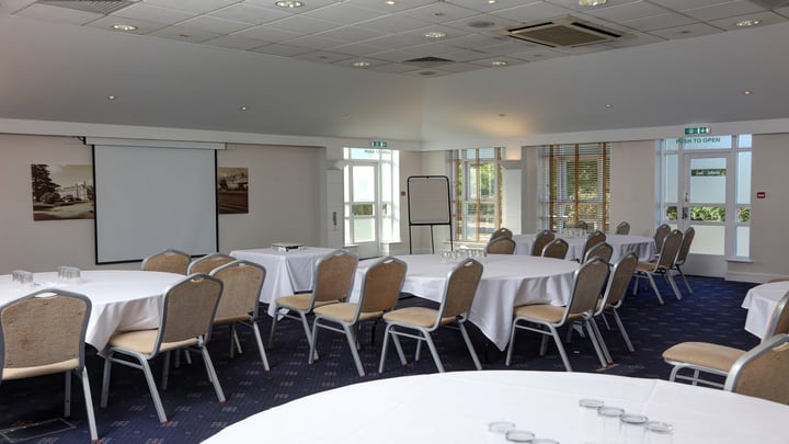 chilworth-manor-meeting-space-63-83920.jpg