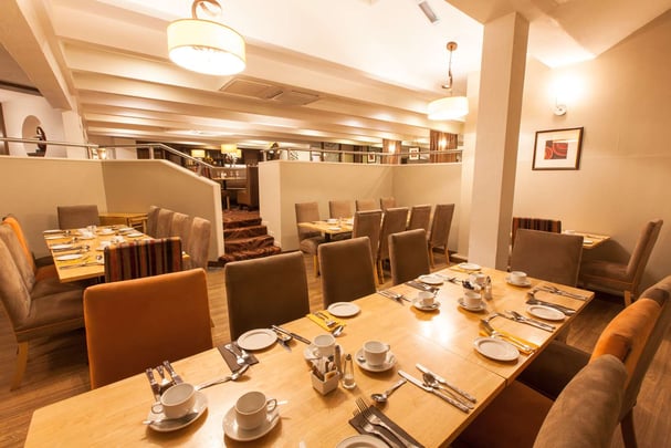 68 Clooney Restaurant