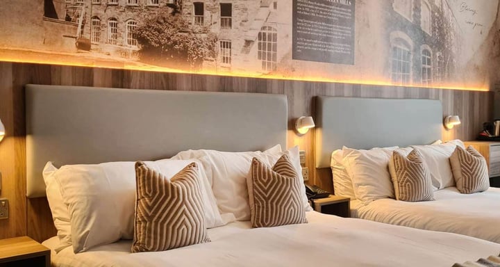 Classic 2 Double Beds Room