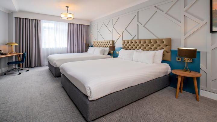 chester-the-queen-bedrooms-02-84298.jpg