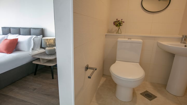dockside-aparthotel-bedrooms-10-84392.jpg