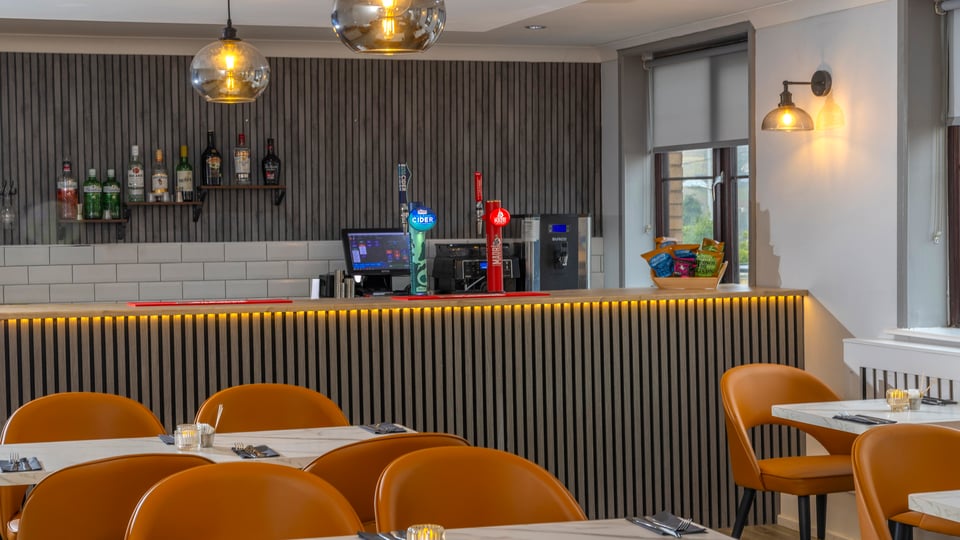 ebbw-vale-dining-03-84397.jpg