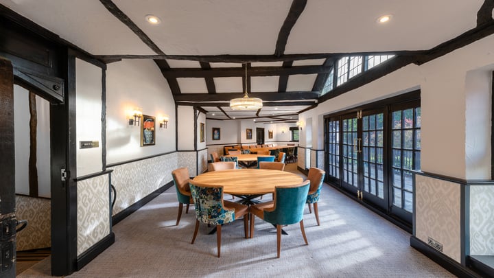 thatchers-hotel-meeting-space-02-84406.jpg
