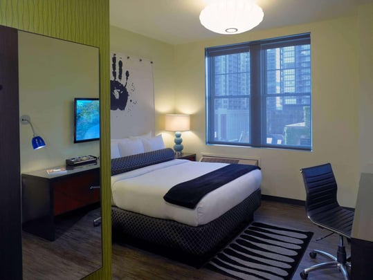 Standard City-view Queen Guestroom at ACME Hotel Company