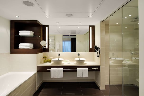 Junior Suite Bathroom at Atlantic Congress Hotel Essen