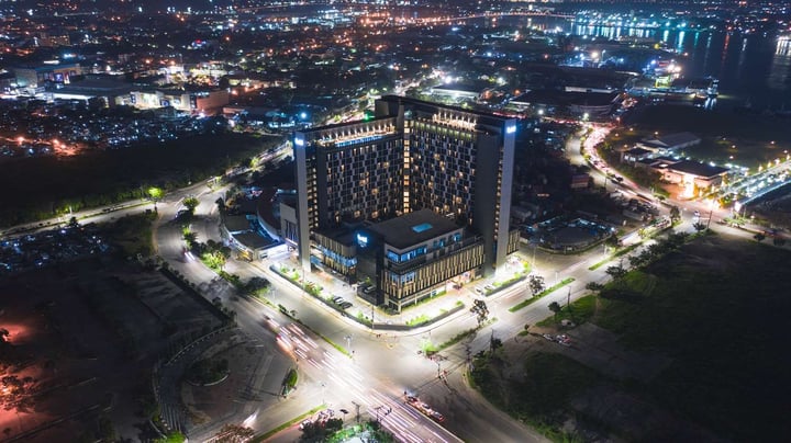 Building of bai Hotel Cebu