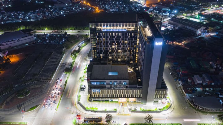 Building of bai Hotel Cebu