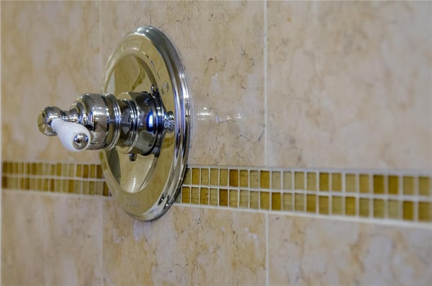 Detail Bathroom Shower