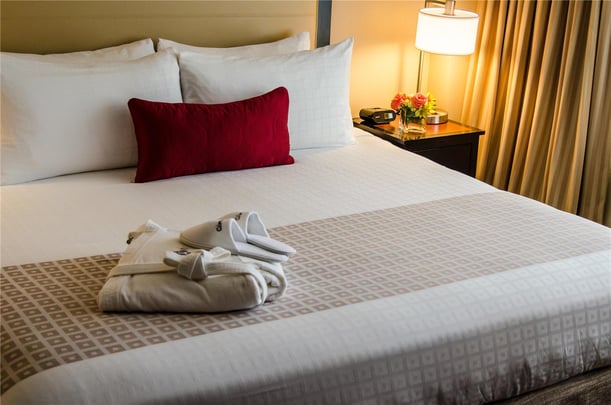 Detail Robe and Slippers