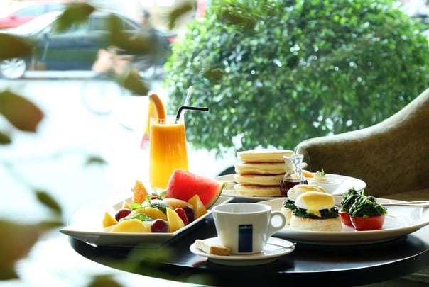 Caravelle Saigon Cafe de l Opera