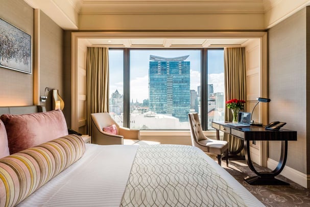 Caravelle Saigon Opera King