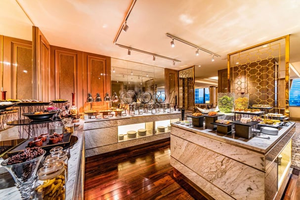 Caravelle Saigon Signature Lounge