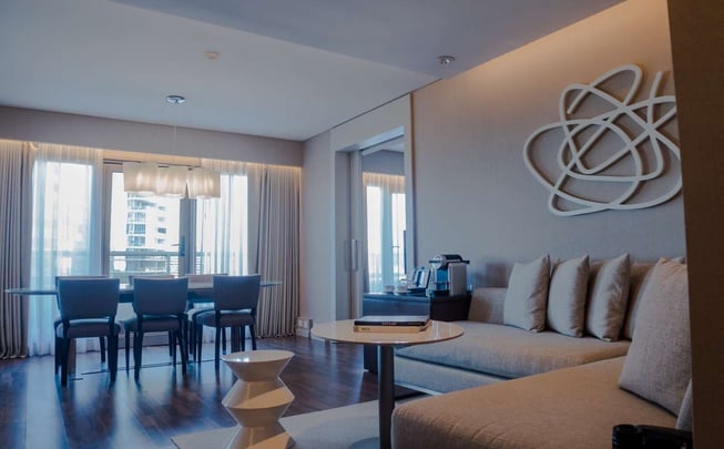 SuiteMadero_Livingroom