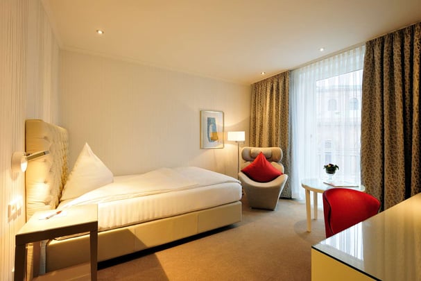 Deluxe Room at Kastens Hotel Luisenhof