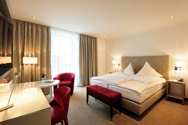 Deluxe Room at Kastens Hotel Luisenhof