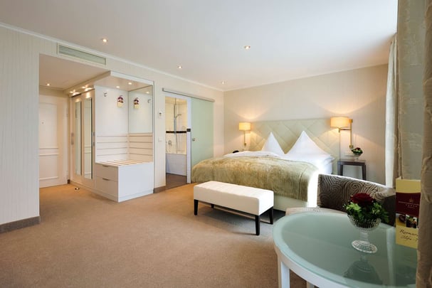 Deluxe Room at Kastens Hotel Luisenhof