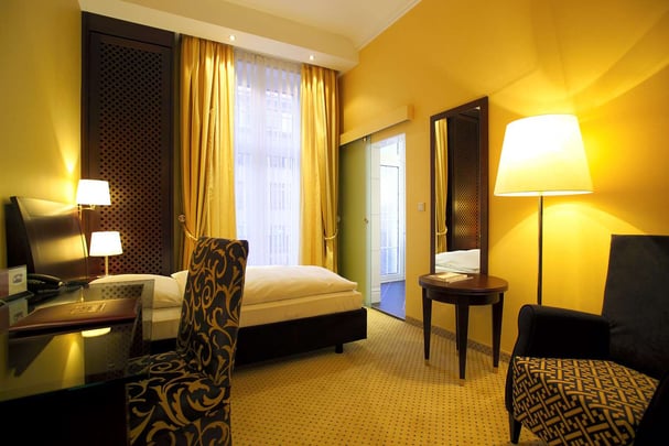 Standard Room at Kastens Hotel Luisenhof Hannover