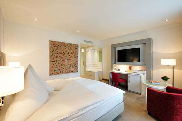 Deluxe Room at Kastens Hotel Luisenhof