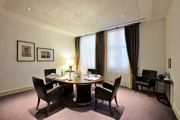 Meeting Room at Kastens Hotel Luisenhof