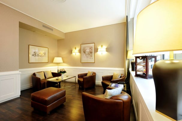 BarLounge at Kastens Hotel Luisenhof Hanover