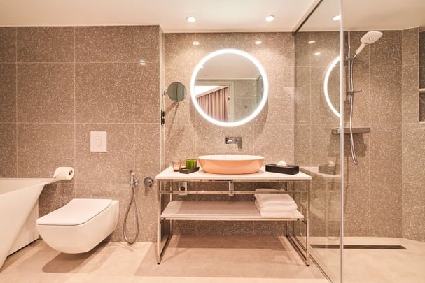 Superior Double bathroom