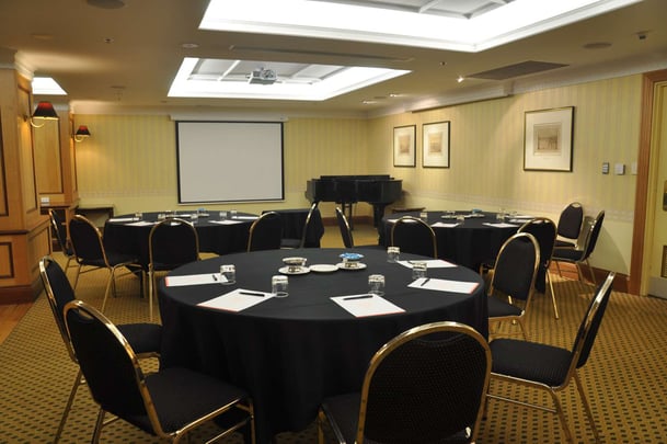 Club Lounge Conference Room