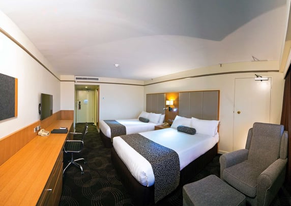 Accessible Twin Room at Stamford Plaza Adelaide