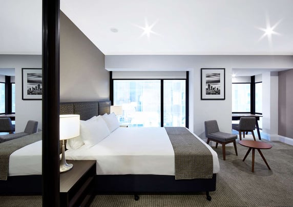 Superior Queen Room  Stamford Plaza Melbourne
