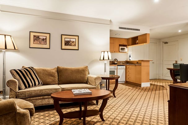 Multi Bedroom Suite Lounge and Kitchen - Stamford Plaza Melbourne