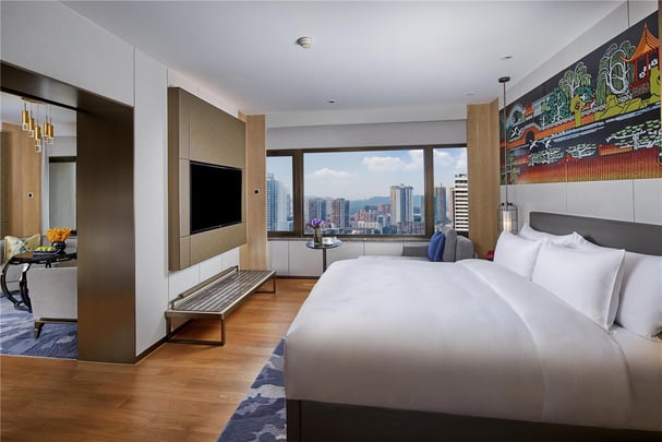 Garden 66 King Bed Room