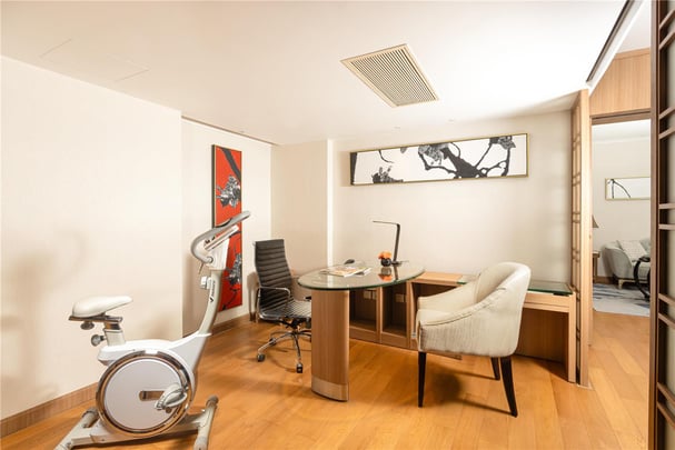 Garden Executive Suite