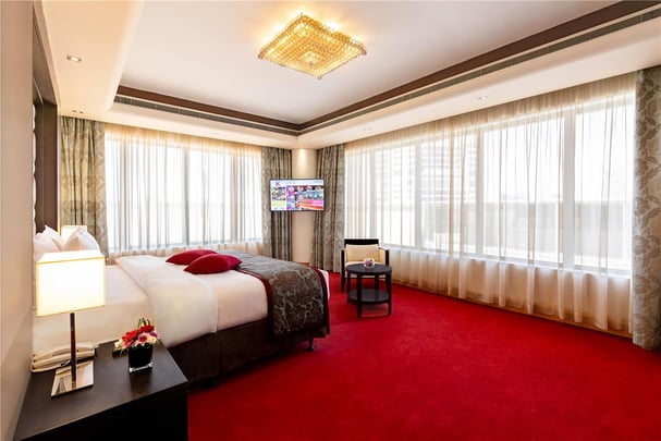 Royal Suite One Bedroom