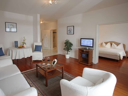 Junior Suite Lake View at Villa Sassa