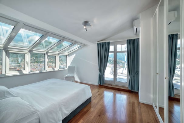 Rooftop Grand Suite Lake