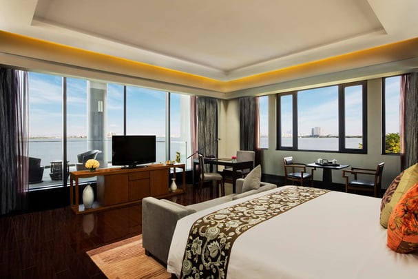 VIP Floor Executive King Bed Room