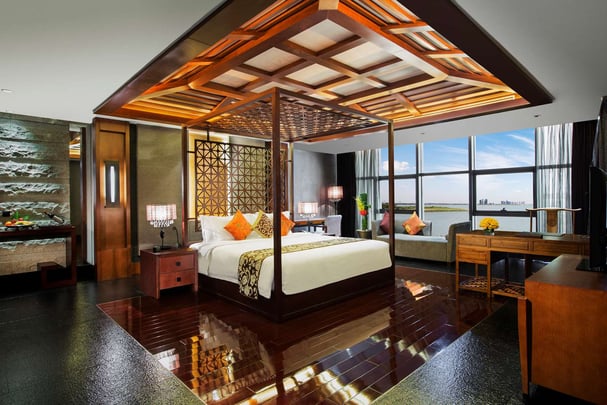 Presidential Suite at Worldhotel Grand Dushulake