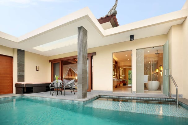Sutera Villa Dipping Pool