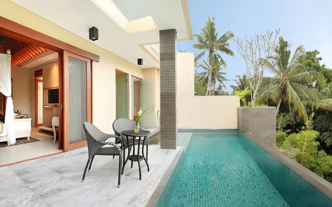 Sutera Villa Dipping Pool