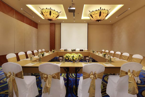 Peliatan Ballroom Board Table